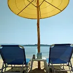 Ξενοδοχείο Kari