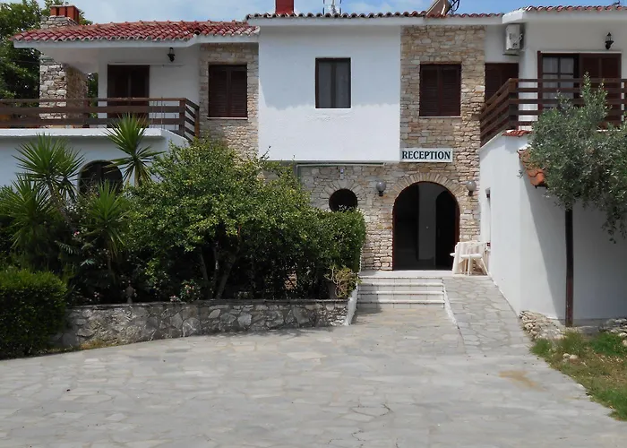 Kari Hotel