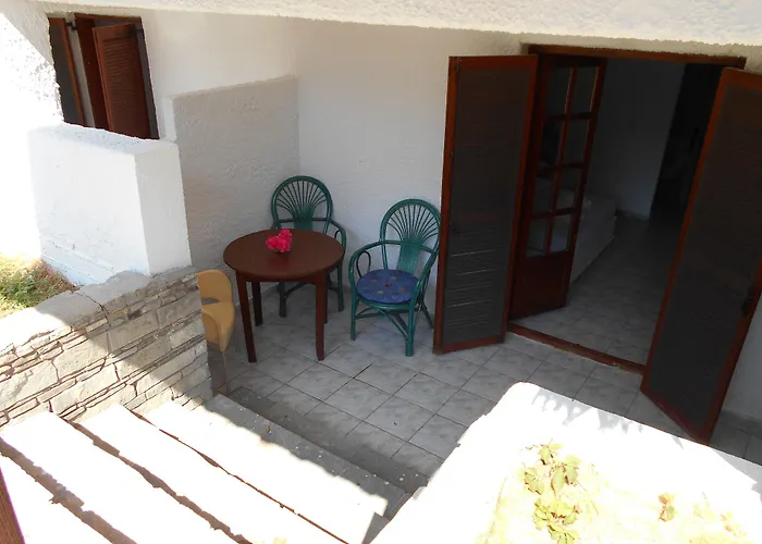 Kari Hotel