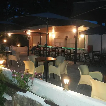 Kari Hotel 3*