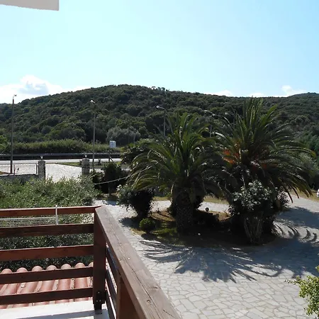 Kari Hotel 3*
