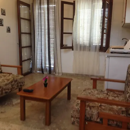 Kari Hotel 3*